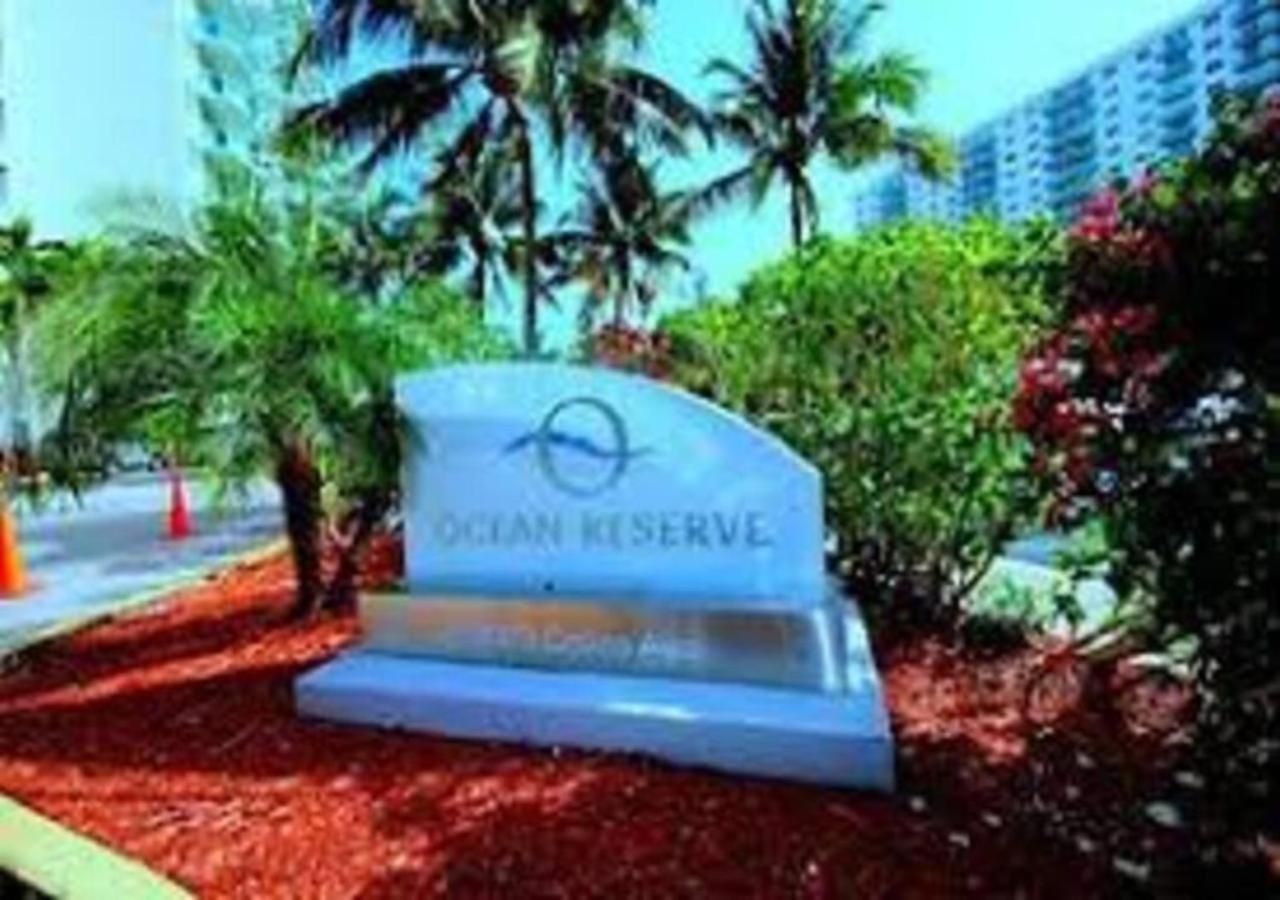 Zen Vacation Rentals Modern Penthouse Across Ocean Маями Бийч Екстериор снимка