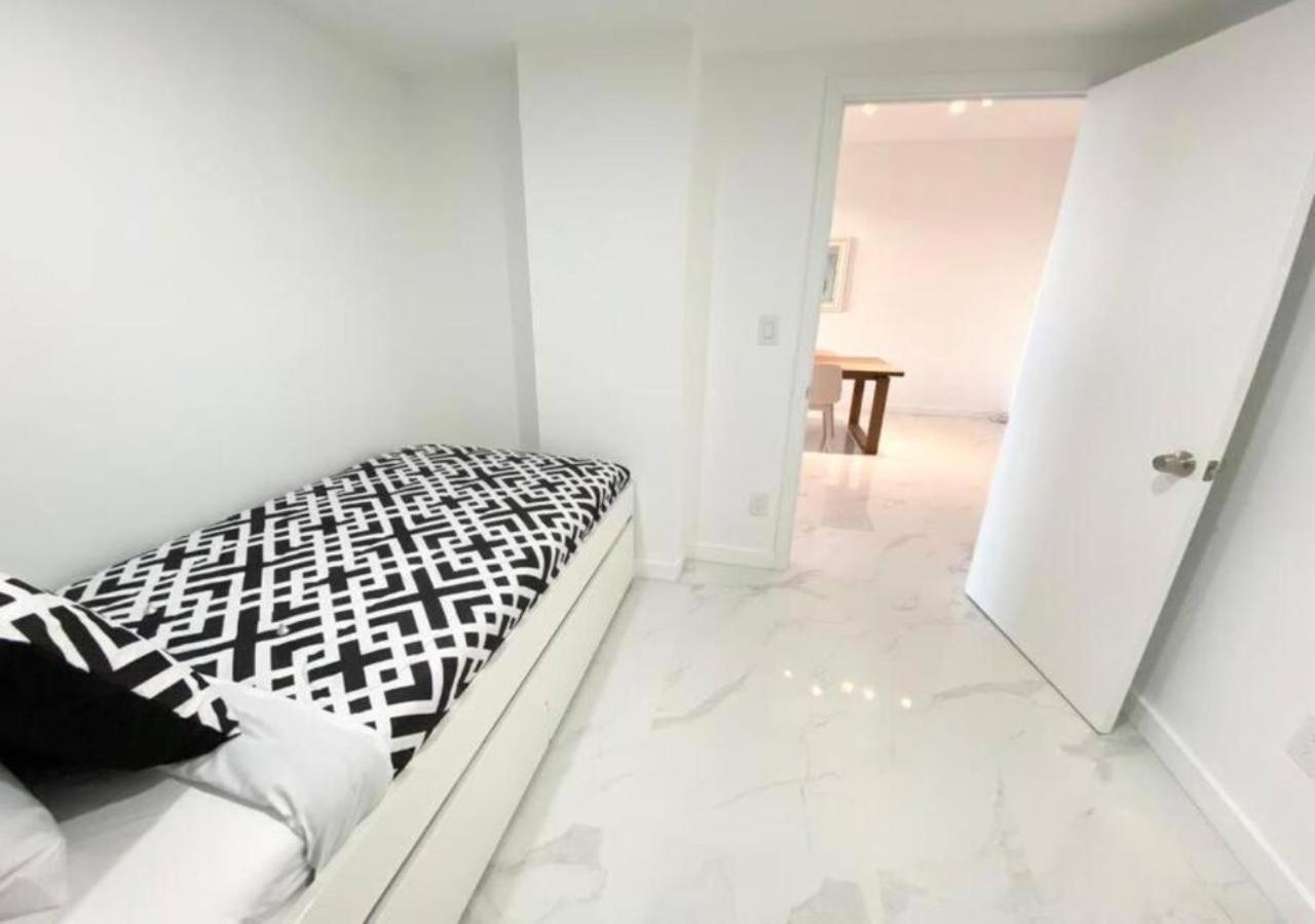 Zen Vacation Rentals Modern Penthouse Across Ocean Маями Бийч Екстериор снимка